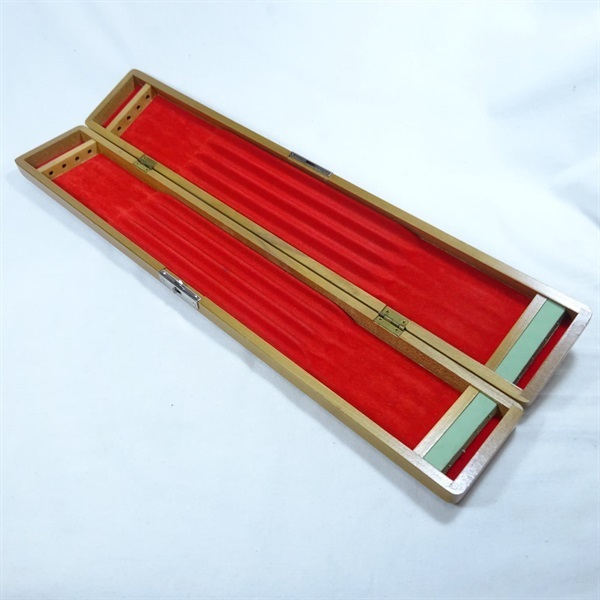 金鯱 へら浮きケース 4列